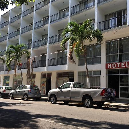Hotel Flamingos Colima Luaran gambar